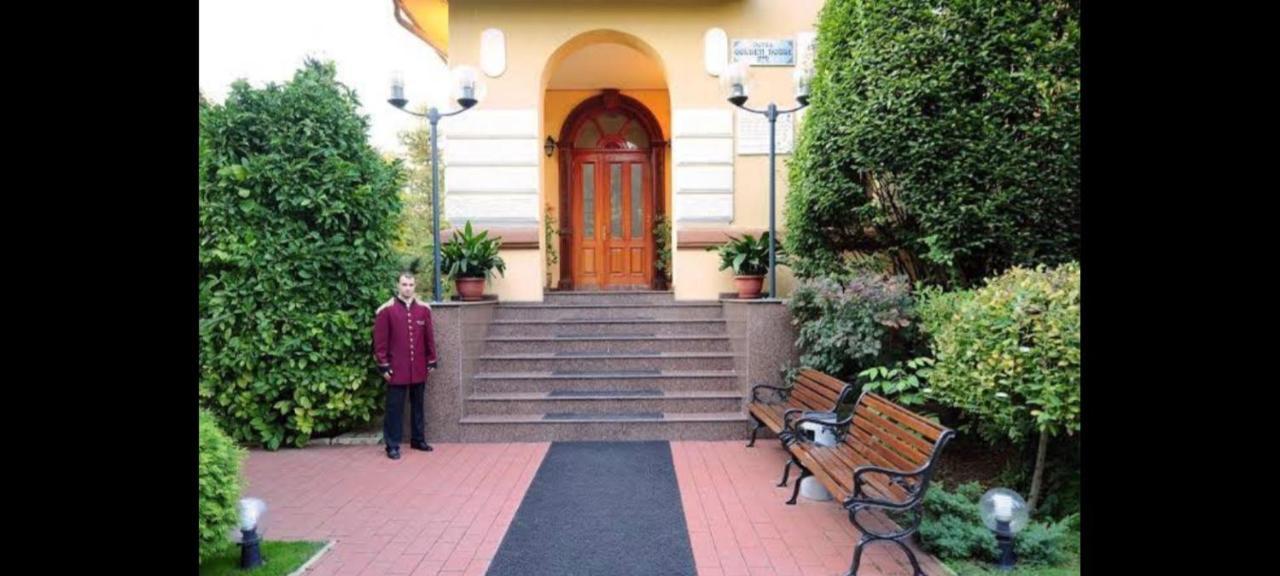 Hotel Golden House Craiova Luaran gambar