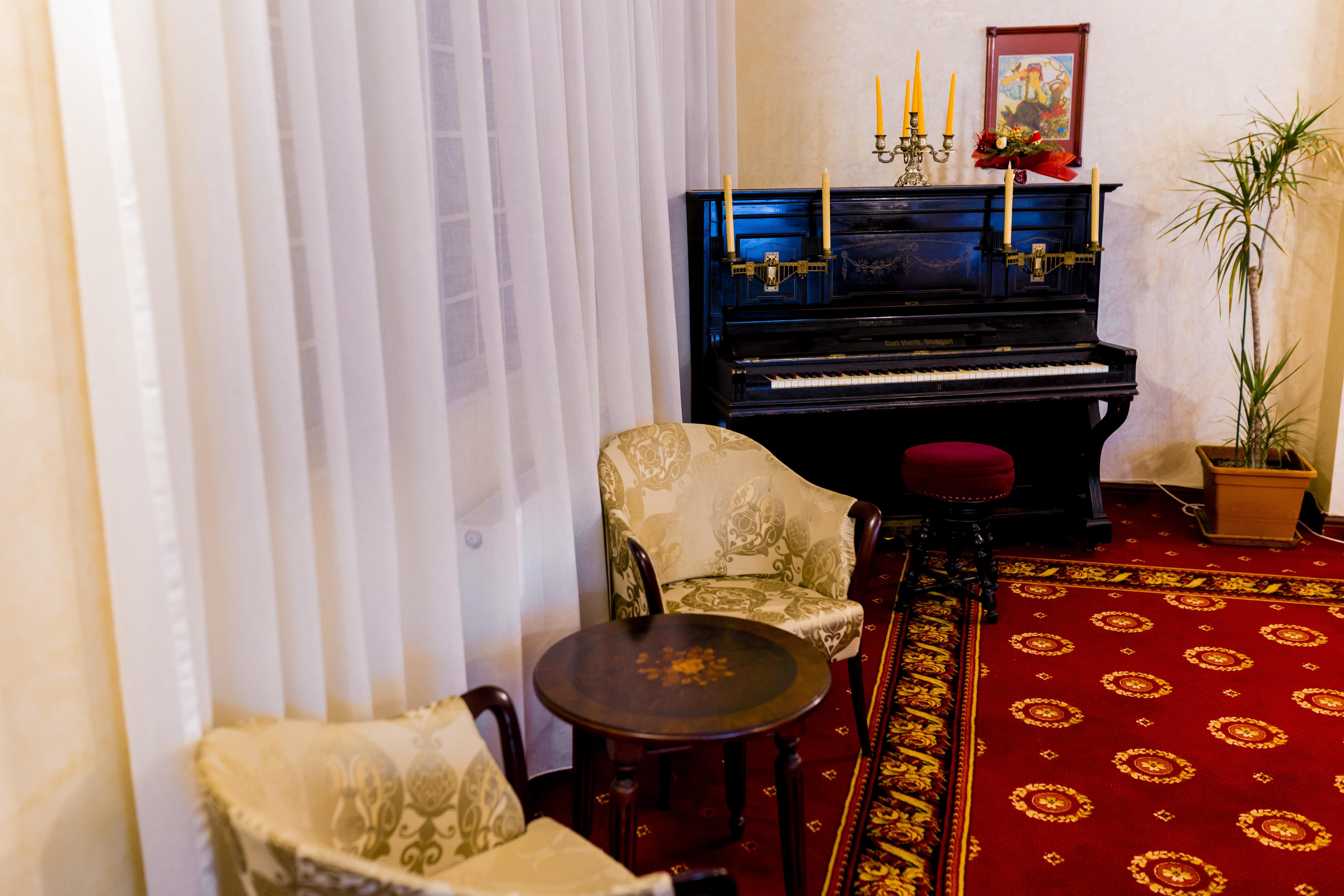 Hotel Golden House Craiova Luaran gambar
