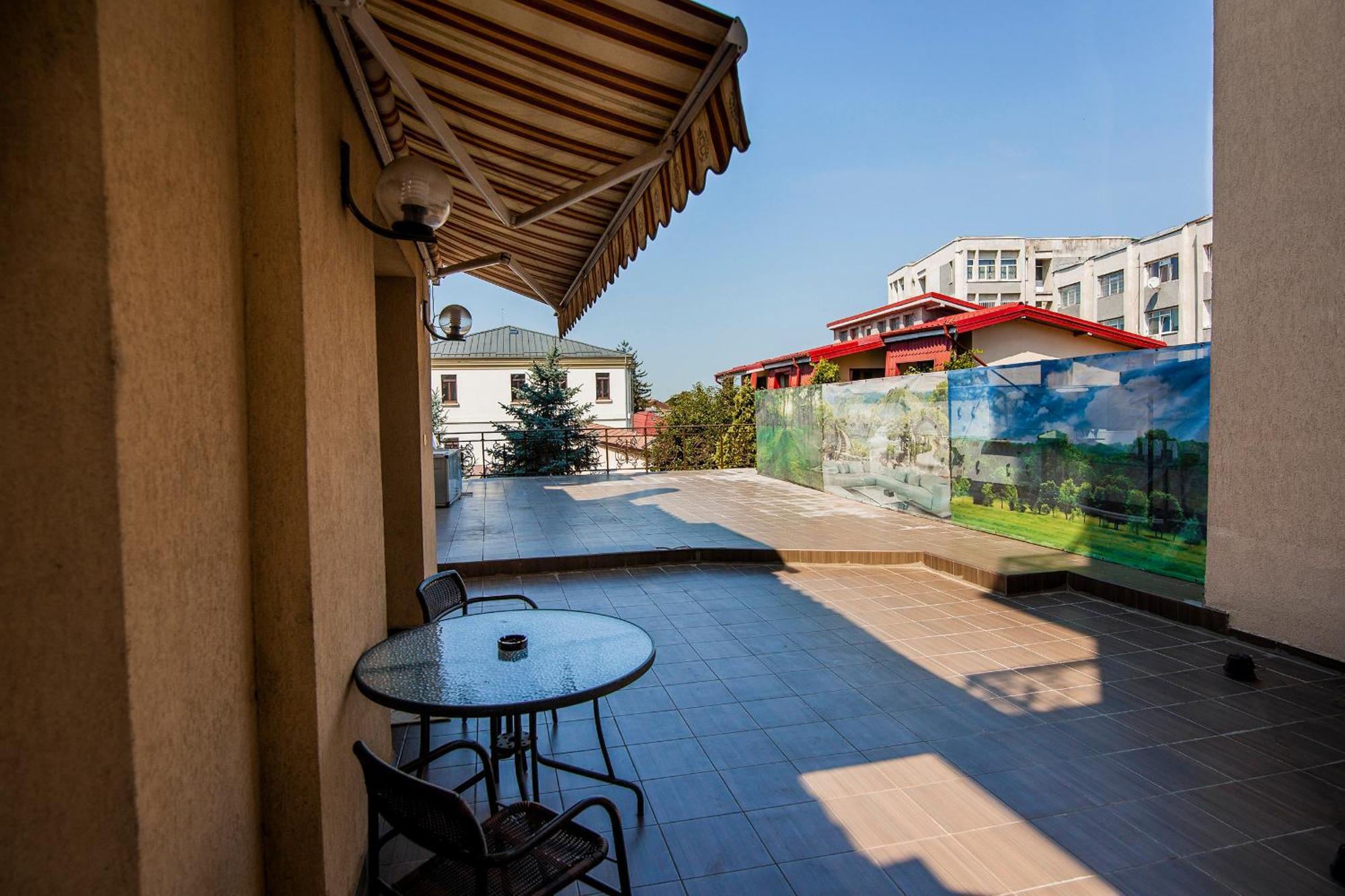 Hotel Golden House Craiova Bilik gambar